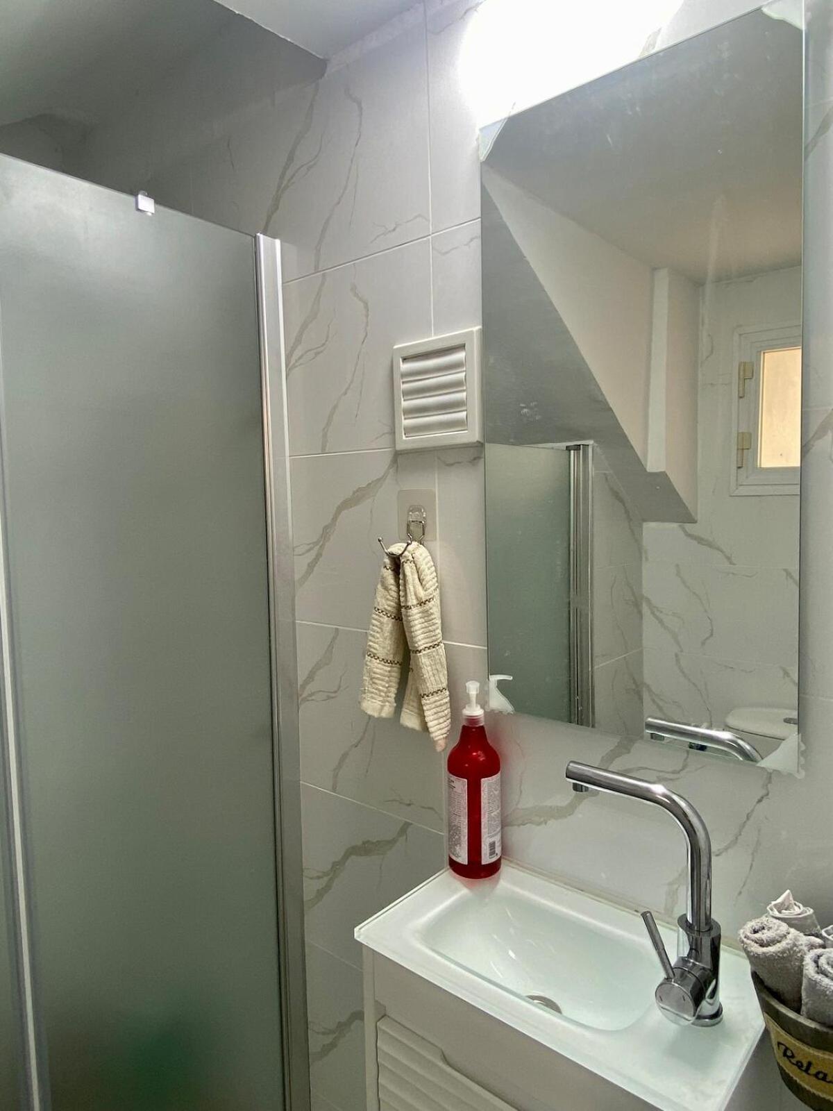 דירת גן מרווחת במיקום מעולה עם נטפליקס חינמי Apartment Ma'ale Adumim Exterior foto